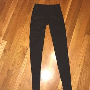 LuluLemon leggings with zippers .